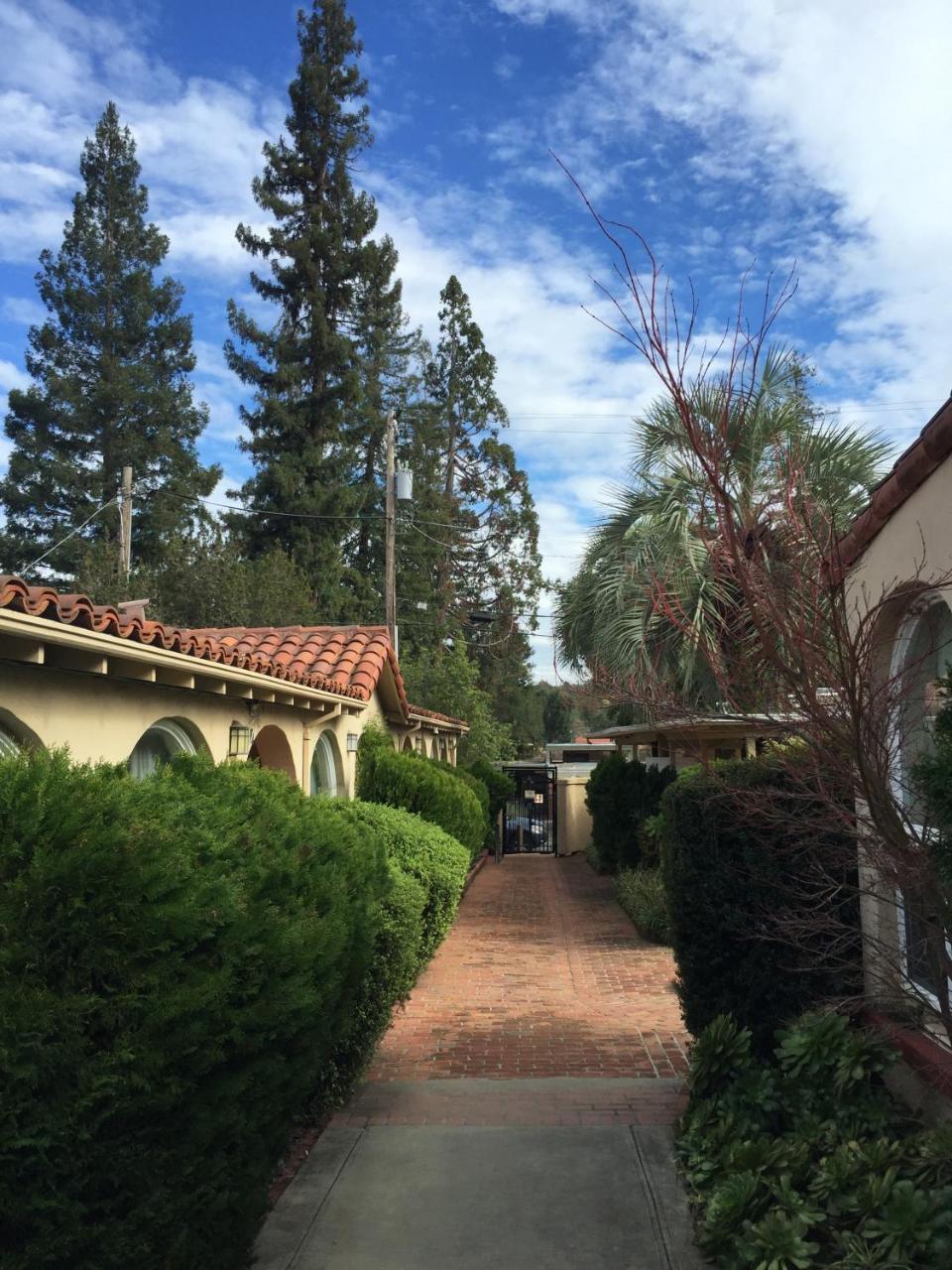 Los Gatos Garden Inn Hotel Esterno foto